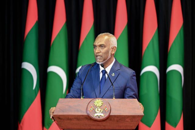 Gaumah takaa quruban veveynee hama ekani uniform alhaigen thibegeneh noon: Raees