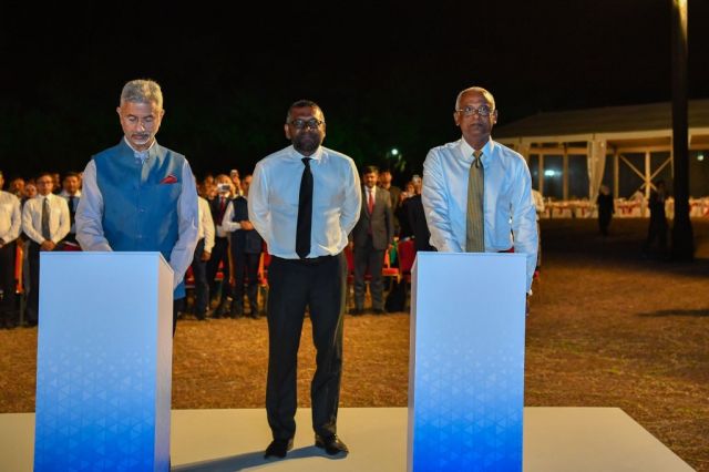 Hanimaadhoo airport in bodu thiladhunmatheege igthisoadhah bodethi kuri erun libeyne: Solih