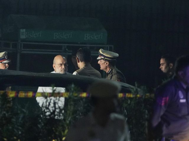 Delhi govun: Thahugeegu gai hurihaa dhimaalakah beligen dhaane