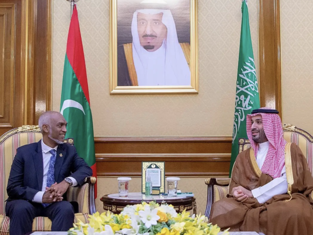 Arab islaamee gaumuthakuge verinnah gulhaa raajje ge thaaeedhu oiy kan mi'dhanee haama kuramun: Raees