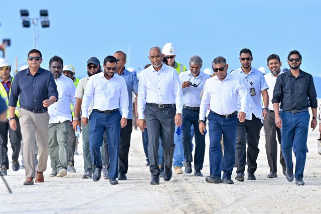 Raees giraavaru'falhah, minister vidhaalhu vanee 3 haftha therey bin hikkaa nihmmumah amaazu hifaafaivaa kamah