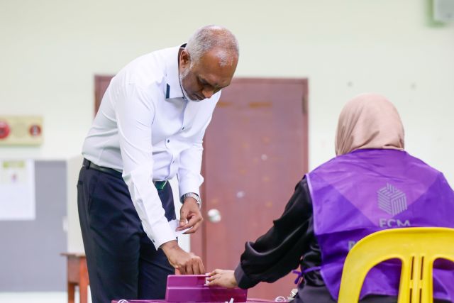 Inthihaabu ge natheejaa ah ihuthiraamu kuran: Raees