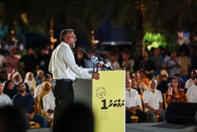 zuvaanun beynun vanee hagguthah gehhlidhaane kan ihusaas nukureveyne dhuvaheh: Fayyaz